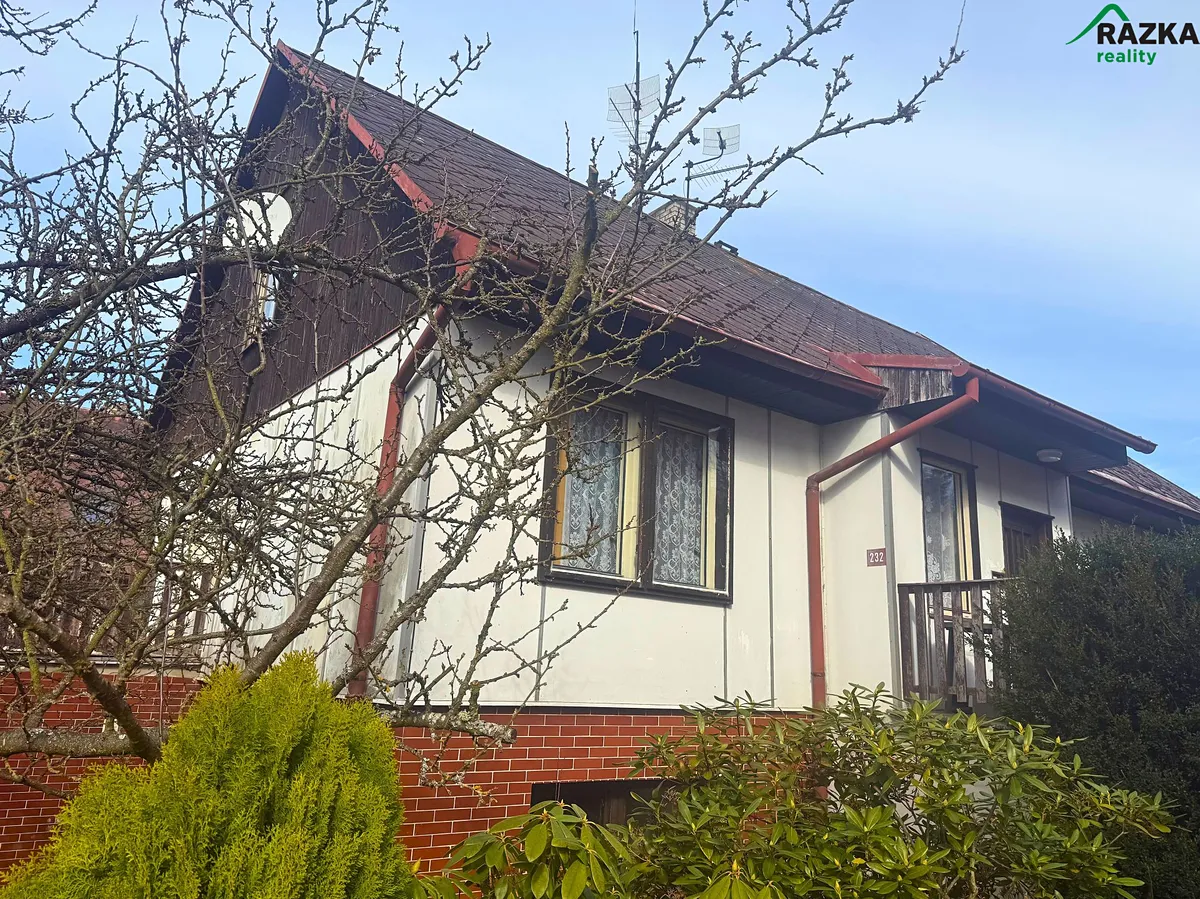 Prodej rodinného domu 206 m², pozemek 610 m²